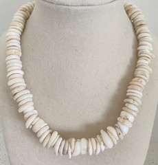 Vintage Large Hawaiian Puka Shell Choker Necklace Barrel Clasp 99 g 3.5oz 17″