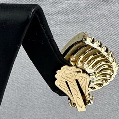 Vintage Sarah Coventry Wings Of Flight Faux Pearl Clip Earrings
