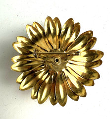 Vintage Mid-Century 3-Dimensional Sunflower Bloom Brooch Jewelry Gold Tone 2.5″
