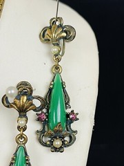 Vintage Unsigned Faux Jade Gems Drop Necklace Earring Set Victorian Style READ