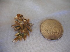 Vtg Crown Trifari Clip EARRINGS 1955-1969 Brushed Gold Square & Layered Leaves
