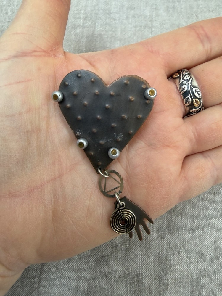 Vtg Heart 2.5″ Brooch Artesian Made Copper Mixed Metal Hand Spiral Dangles Love