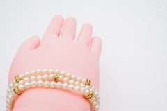 Vintage Bracelet Gold Tone Faux Pearl Rhinestone 7.25″