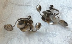 Vintage Early Mexican Silver Intricate Flower Earrings – Rare!