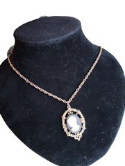 Vintage Park Lane 23″ Cameo Necklace Signed
