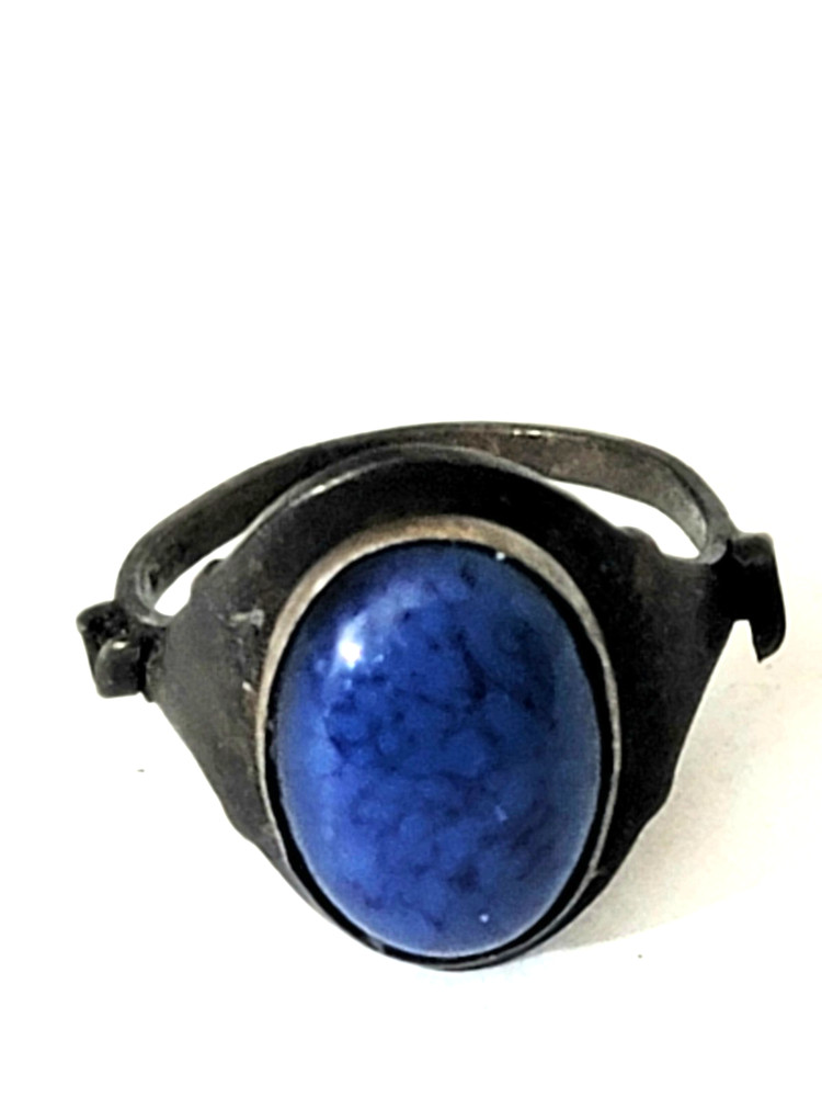 Vintage Blue Cabochon Plastic Glass Ring Dome Thin Metal Band 6.5