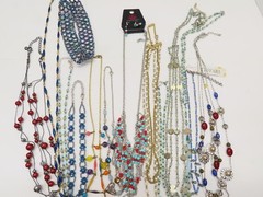 Vintage Beaded Necklaces Lot Assorted Lot 1 Trifari D2099