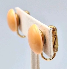 VTG Dainty Solid Round Domed Button Clip On Earrings Goldtone Butterscotch Peach