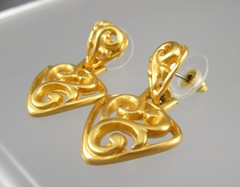 1 3/4″ Vintage ANNE KLEIN Matte Brushed Gold Tone Dangling Post Earrings 189V