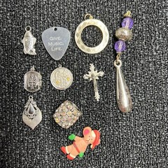 Vintage Silver Tone Pendant S Lot Of 11 Sizes Colors Shapes Varies Fashion