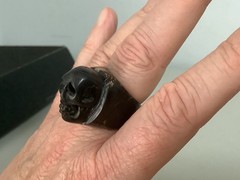 Vintage carved natural black coral skull Gothic mens womens ring size 7.5-7.75