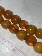 Antique Amber and Butterscotch Bakelite Plastic Screw Clasp Necklace 72 Grams