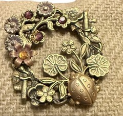 Vintage Gold Tone Ladybug Garden Brooch Rhinestone Floral Bug Pin Nature Gift