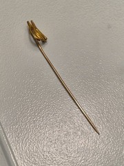 10K – 12K Yellow Gold Double Wishbone Good Luck Antique Stick Pin .72g