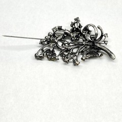 VTG Floral Spray Bow Pin Brooch Sparkling AB Peridot Green Crystal Rhinestones