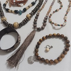 COOL Lot Of Vintage Tribal Jewelry Bone Beads Wood Shells Gemstones Leather Etc