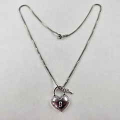 Sterling Heart Pendant Lock & 10 Tiny Diamonds & 18in Chain Box Link 8.7g [8540]