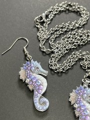Vintage Purple Seahorse Acrylic Pendent Silver Tone Necklace & Earrings Set