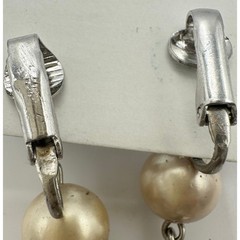 Vintage silver tone clear rhinestones faux pearls dangle drop clip on earrings