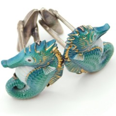WHIMSICAL VINTAGE JAPANESE SEAHORSE ENAMEL CUFFLINKS, SILVER & ARITA PORCELAIN