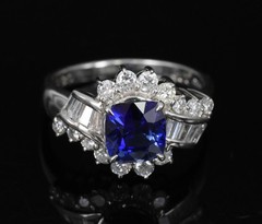 Fine 2.25ct GIA Blue Cushion Sapphire 0.80ct Diamond Platinum Ring, Size 7