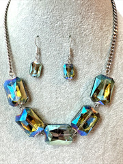 wow Oil Slick Iridescent faceted glass Blue Teal Y2K Necklace & Earrings Set VTG