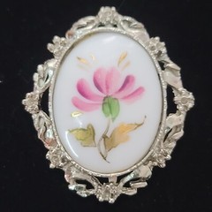 Cameo Silver Tone Filigree Hand Painted Floral Medallion Brooch Pin Victorian