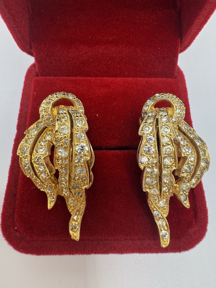 Vintage Rare Signed JOMAZ Gold Plated Diamond Rhinestone Clip Earrings LEAF des