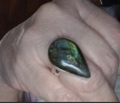 Vintage 925 Sterling Labradorite Ring. Stone is 1 in long, Sz 6 3/4
