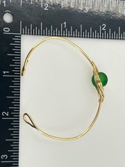 Handcrafted Wire Wrapped Gold Tone Bracelet with Green Glass Bead 6.5in