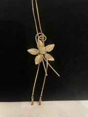 VINTAGE GOLD TONE Flower LARIAT NECKLACE