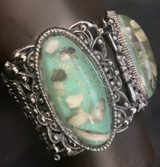 SELRO SELINI Sea Foam Green Confetti Lucite Chunky Bracelet 7.5”