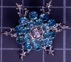 Vintage Snowflake Brooch Pin Silver Tone Metal 45mm Blue Aqua Rhinestone Ornate