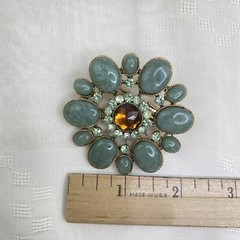 Green Ovals Rhinestones Around Multi-Faceted Amber Center Pin Brooch Hat Hair