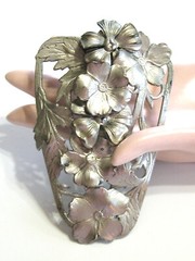 BIG VINTAGE FLORAL DRESS CLIP SILVER METAL LAYERED POPPY FLOWERS FANCY BACK R