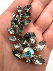Vintage Smoky Gray AB Rhinestone Floral Spray Brooch Pin Silver Tone 3″ Unsigned