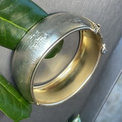 Vintage Bangle Bracelet Estate Jewelry Pre-Owned Textured Gold Plated Wash 7″