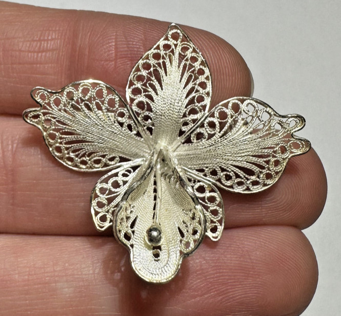 Small Handmade Silver 925 Wire Filigree Orchid Flower 3.1g Vintage Brooch