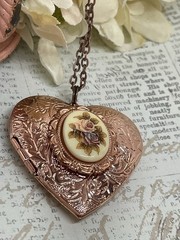 Fancy ROSE Gold Heart Locket Photo Pink Victorian Anniversary Wedding Necklace