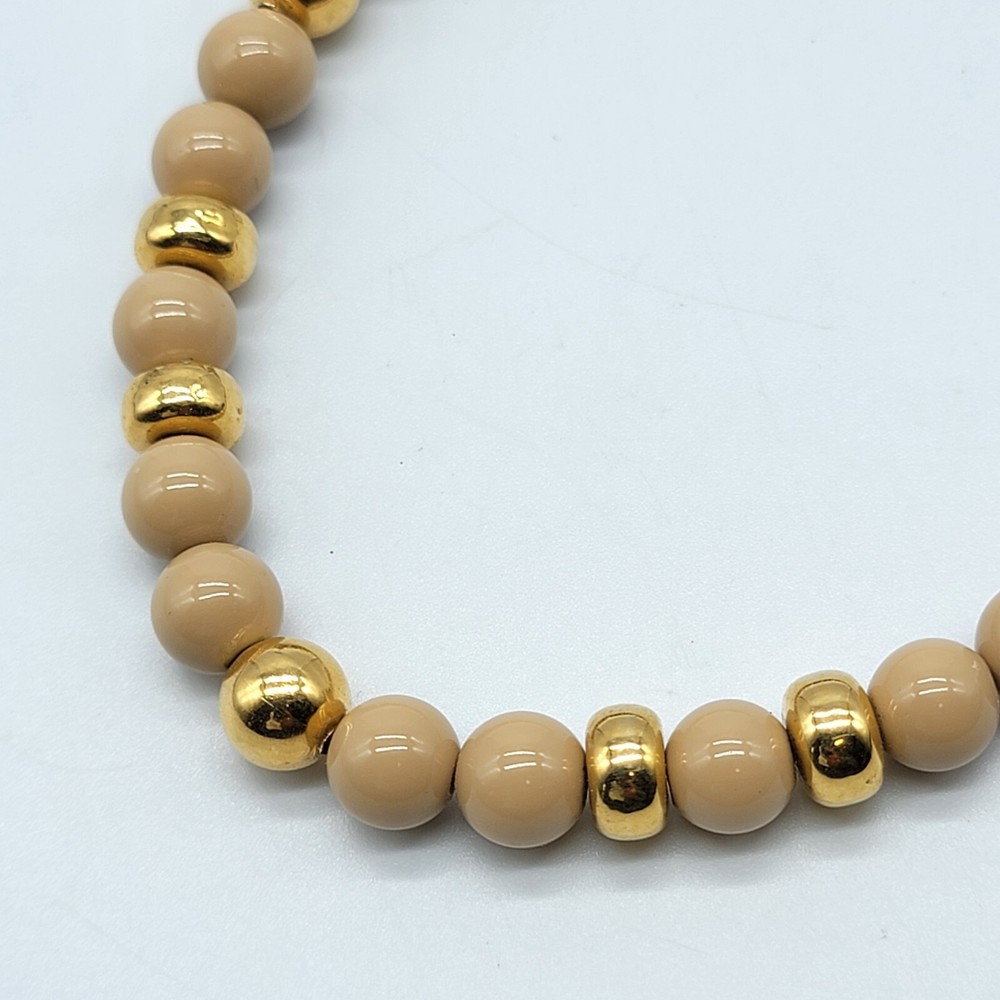 Vintage NAPIER Cream Beaded Necklace Gold Tone Simple Everyday Wear 16″