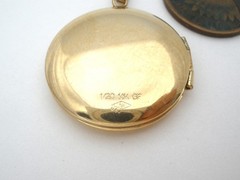 Marathon Co 14K Gold Filled Locket Pendant Picture Photo Vintage 1/20 GF ARW AWR