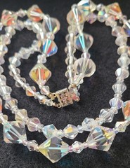 VINTAGE STUNNING 2 STRAND AURORA BOREALIS FACETED GLASS NECKLACE