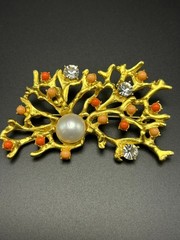 Vintage Signed CRAFFT Cultured Pearl Coral Branch Brooch/Pendant Gold Tone