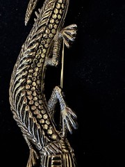 Gold Tone Black Accent Textured Metal Lizard Salamander Brooch 3.5 In Black Eyes