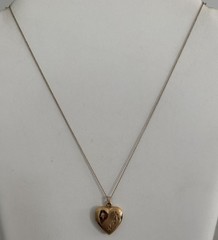 Vintage 1/20 14K Yellow Gold Filled Heart Photo Locket & 18″ Necklace Chain