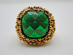 BOLD Vintage Faux Emerald & Gold Cocktail Ring Adjustable Inside Band Sz 10 to ?