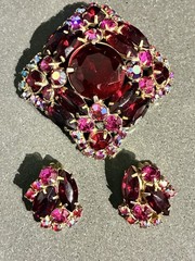 VTG JULIANA DeLIZZA ELSTER RED FUCHSIA RHINESTONE BROOCH EARRINGS SET PARURE