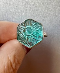 VINTAGE CARVED FLOWER AQUA BLUE GLASS RING 925 STERLING UNIQUE HEXAGON SHAPE