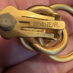 Vintage Erwin Pearl Signed Clip On Earrings Matte Gold Tone Modern Grad. Hoops A