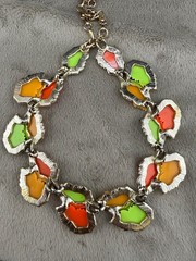Vintage Thermoset Leaf Necklace Neon Green Red Gold Tone 14”